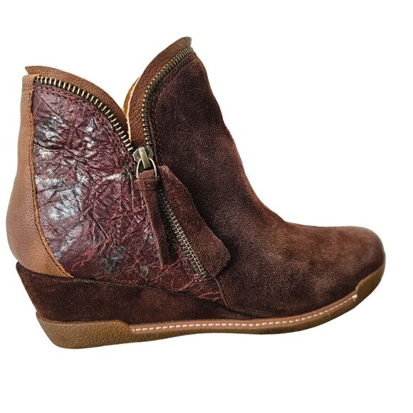 Hälsa Dana Ankle Wedge Bootie Womens 9 Brown Suede and Brown Leather Double Zip - Picture 14 of 14